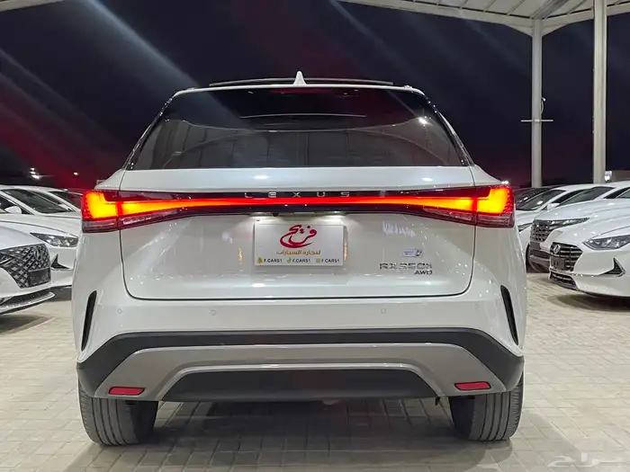 لكزس 2023 Rx350 سعودي سقف بانوراما(هايبرد)2.5H 6