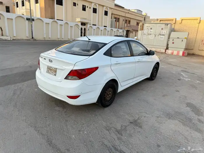 للبيع أكسنت 2014 4