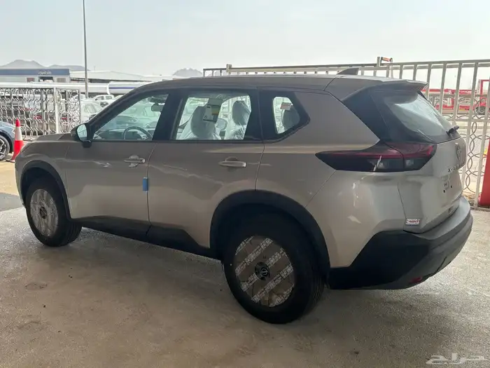 نيسان اكس تريل 5 دبل وبدون موديل 2025 3