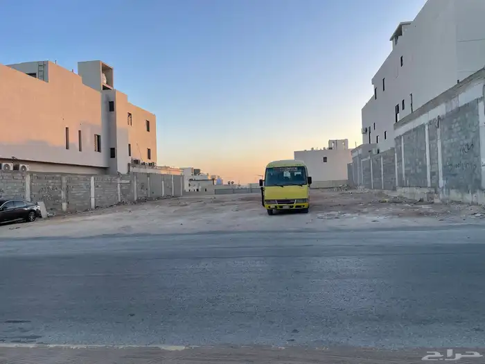للبيع أرض حي المعالي شرق الرياض 0