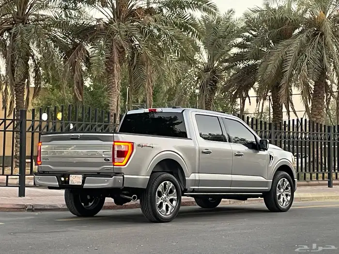 فورد F150 2022 بلاتينيوم فل كامل نظيف جدا بحال الوكاله 33