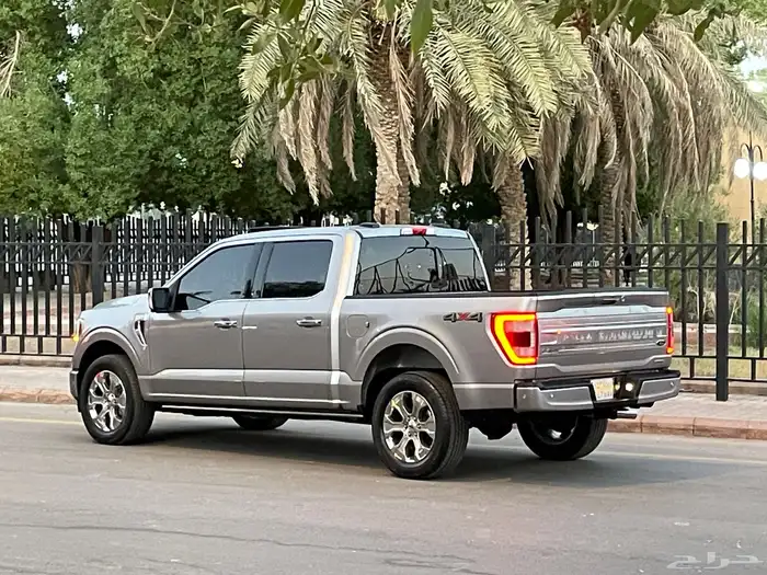فورد F150 2022 بلاتينيوم فل كامل نظيف جدا بحال الوكاله 11