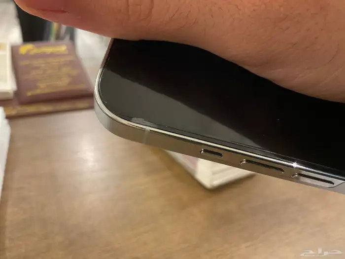ايفون 13 برو نظيف جدا بطارية 72 ملاحظه بسيطه 5
