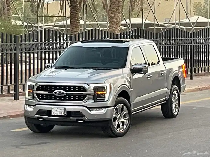 فورد F150 2022 بلاتينيوم فل كامل نظيف جدا بحال الوكاله 3