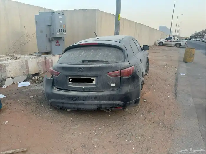 انفنتي 2015 تشليح QX70 1