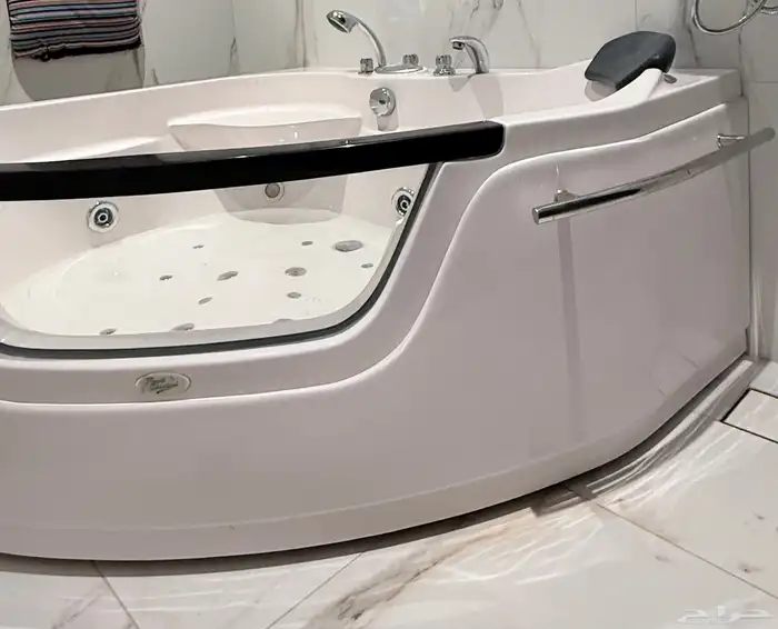 جاكوزي مقاس متر ونص في متر ونص 4