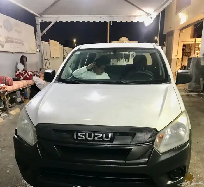 سياره وانيت ايسوزو موديل 21 بودي وكاله نظيف ممشى 112 الف 6