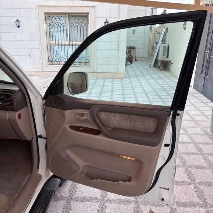 تويوتا vxr1 (قير عادي اساس ) 8 سلندر 98 19