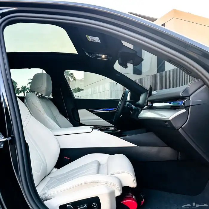 بي ام دبليو 520i M kit 2025 18