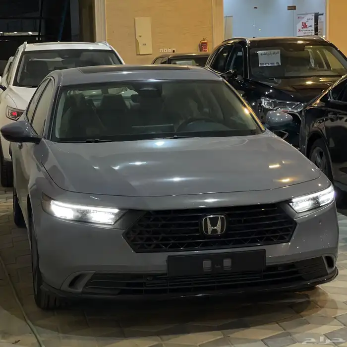 هوندا اكورد نص فل اسمنتي بسعر 126000 شامل الضريبه 0