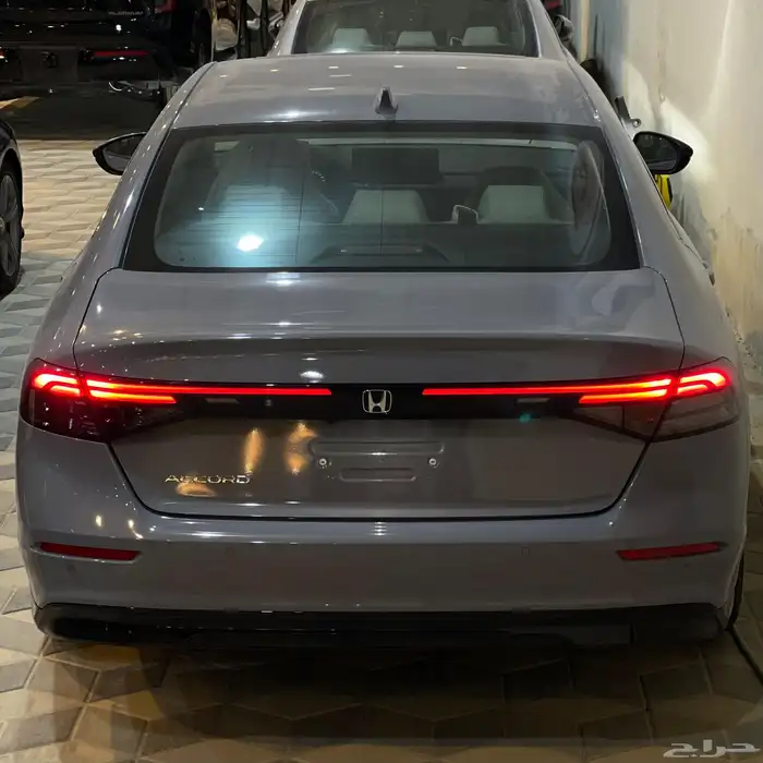 هوندا اكورد نص فل اسمنتي بسعر 126000 شامل الضريبه 3