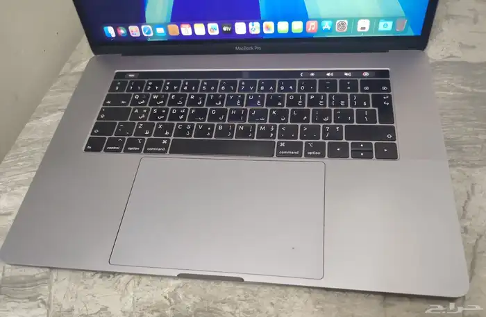 apple macbook pro 15 inch   2018 9