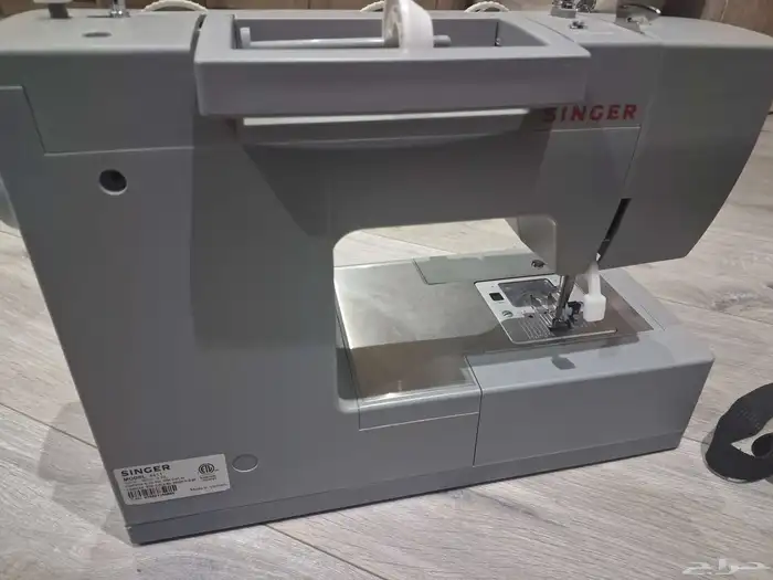 ماكينة خياطة SINGER Heavy Duty 1