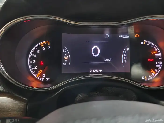 جيب شروكي لمتد 2015 V8 8
