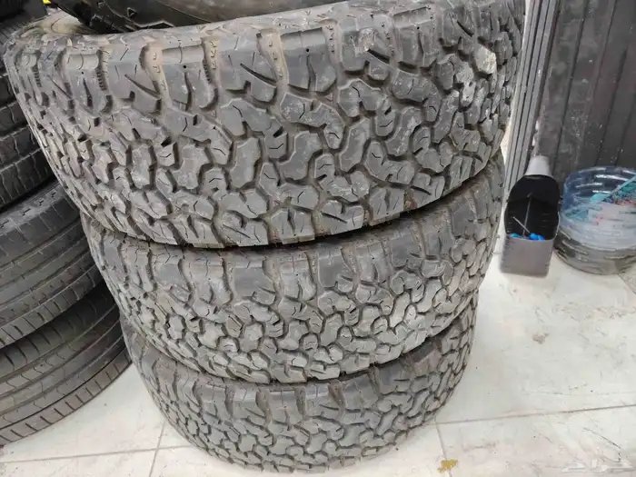 يوجد كفرات جودير أمريكي مقاس 285 70 18 1