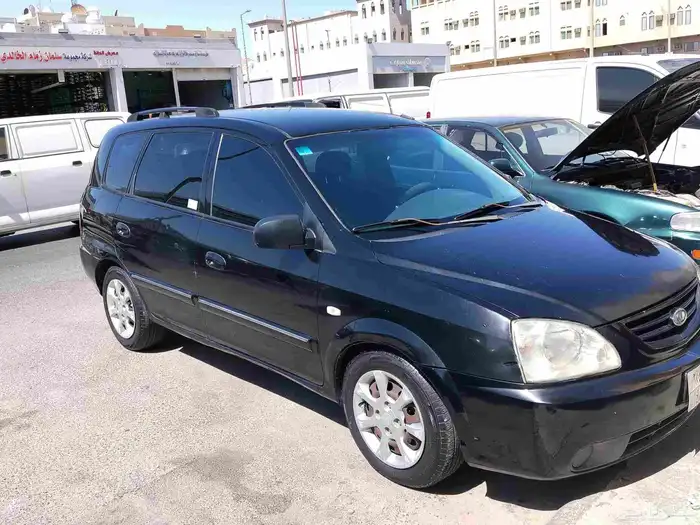 كارينز واجن موديل 2006 بالدمام Kia Carens Wagon 2006 for sal 2