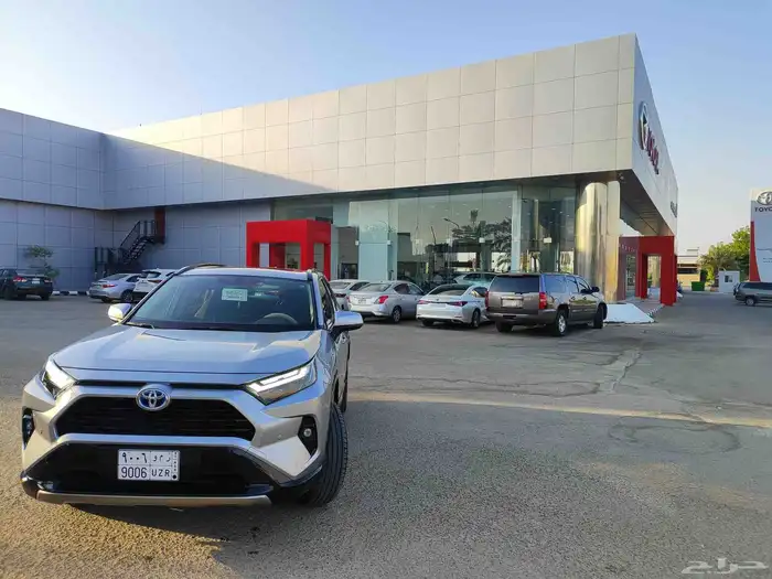 عرض خاص فرصه لن تتكرر RAV4 XLE hyprid 5