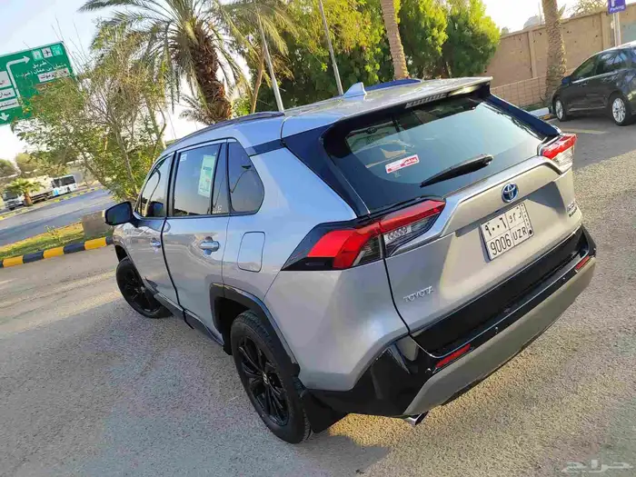 عرض خاص فرصه لن تتكرر RAV4 XLE hyprid 1