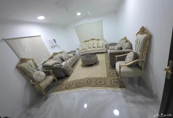 كنب تركي فخم ونظيف جدا 0