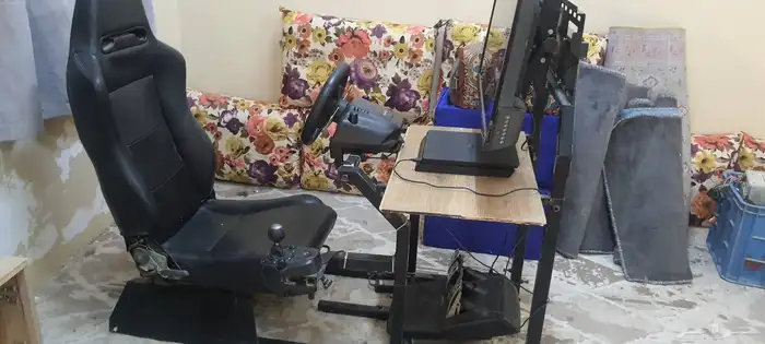 لوجيتك عجلة قيادة درايفنج فورس مع القير G29 2