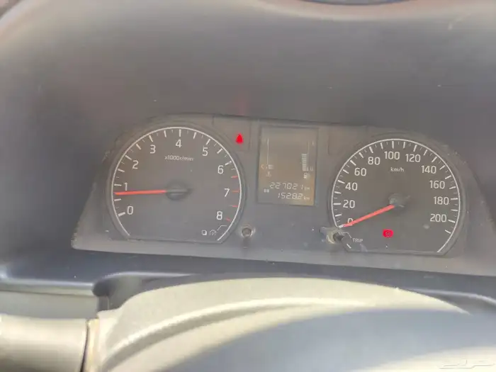 باص نقل بضائع نيسان اورفان 0