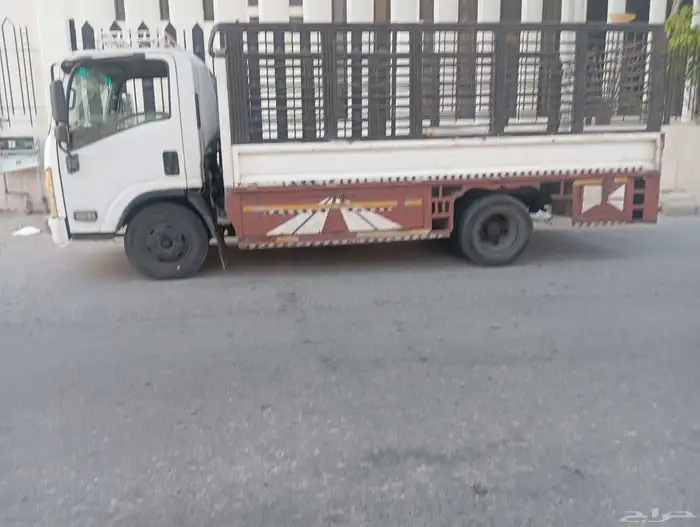 دينا للتوصيل جميع الأغراض داخل دمام وخارج من دمام 0