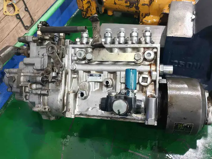 اصلاح طرمبات الديزل والبخاخات عادة وكهربا 3