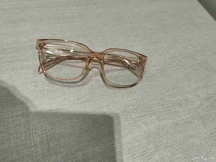 نظارة طبية ماركة PRADA اصليه 2