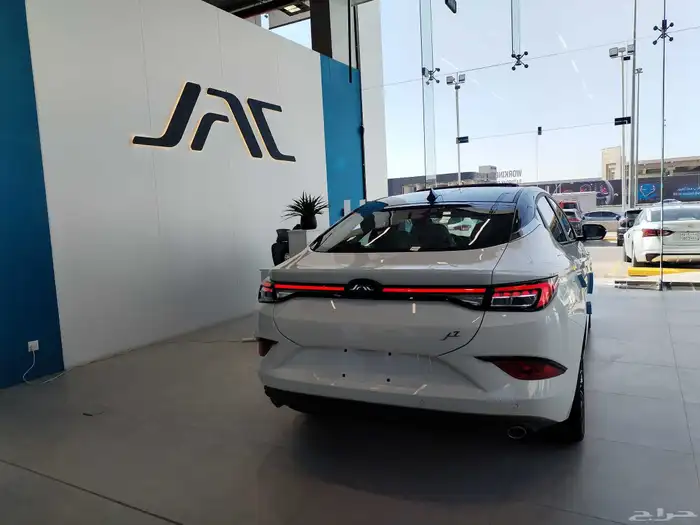 سيارات جاك JAC عرض على الكاش عروض الاقساط js3 js4 js7 j7 2