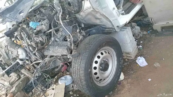 تشليح الحاير لقطع غيار السيارات الهيلكس والجموس 5