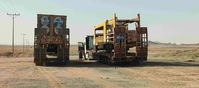 لوبد متوجد في الدوادمي لنقل المعدات 0