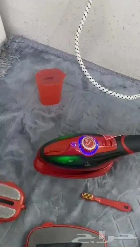 مكوى ملابس صغير 0
