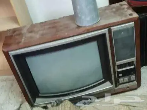 للبيع تلفزيونات تراثية. وتلفزيونات قديمة. 31