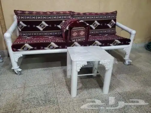 كراسي حديد 1