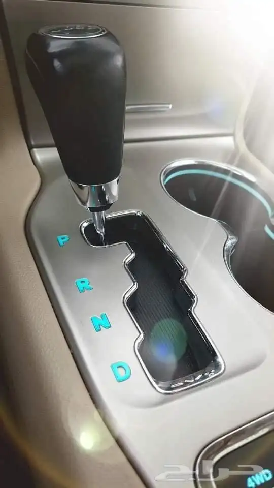 جيب جراند شيروكي بودي بلد نظيف جدا 2011 12