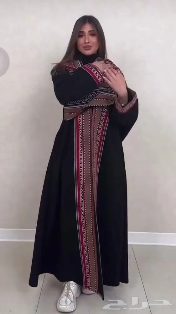عبايات شتويه قماش شمواه مزين باالسدو خياطه فخمه بعده مقاسات 5