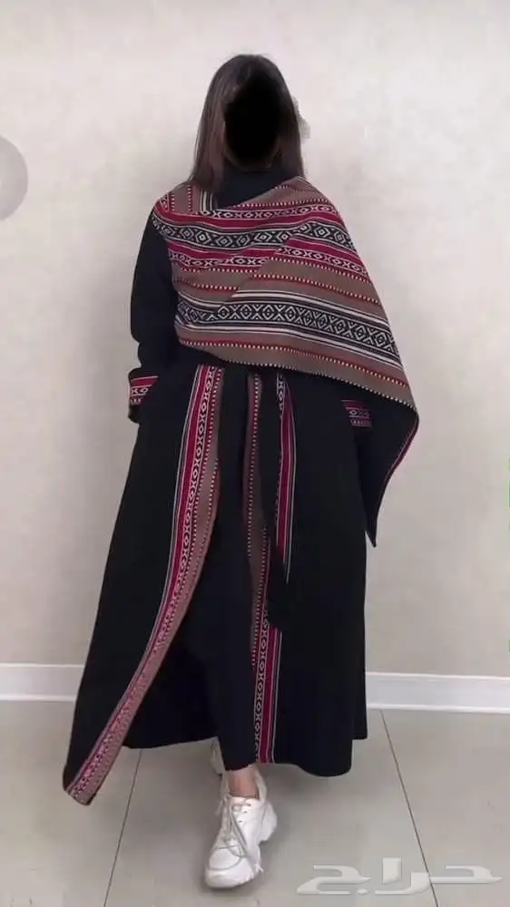 جواكت رسميه رجاليه وفروات نسائيه 11