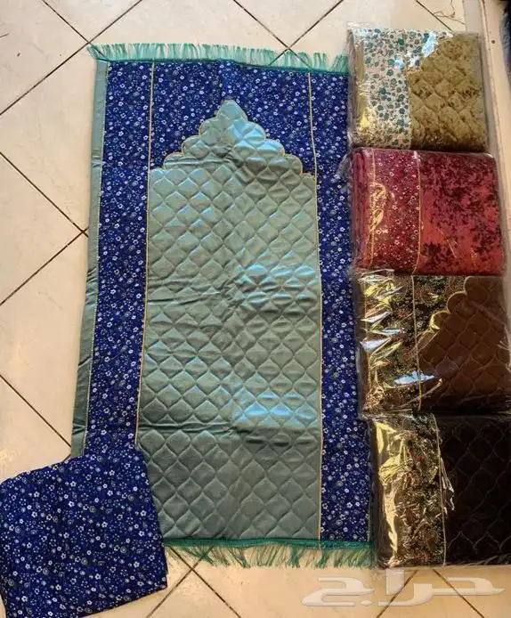 جميع أنواع السجادات واشراشف الصلاه باالجمله 85