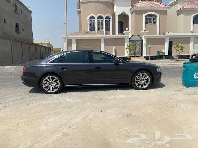 اودي اي 8 لارج رمادي 2014 3