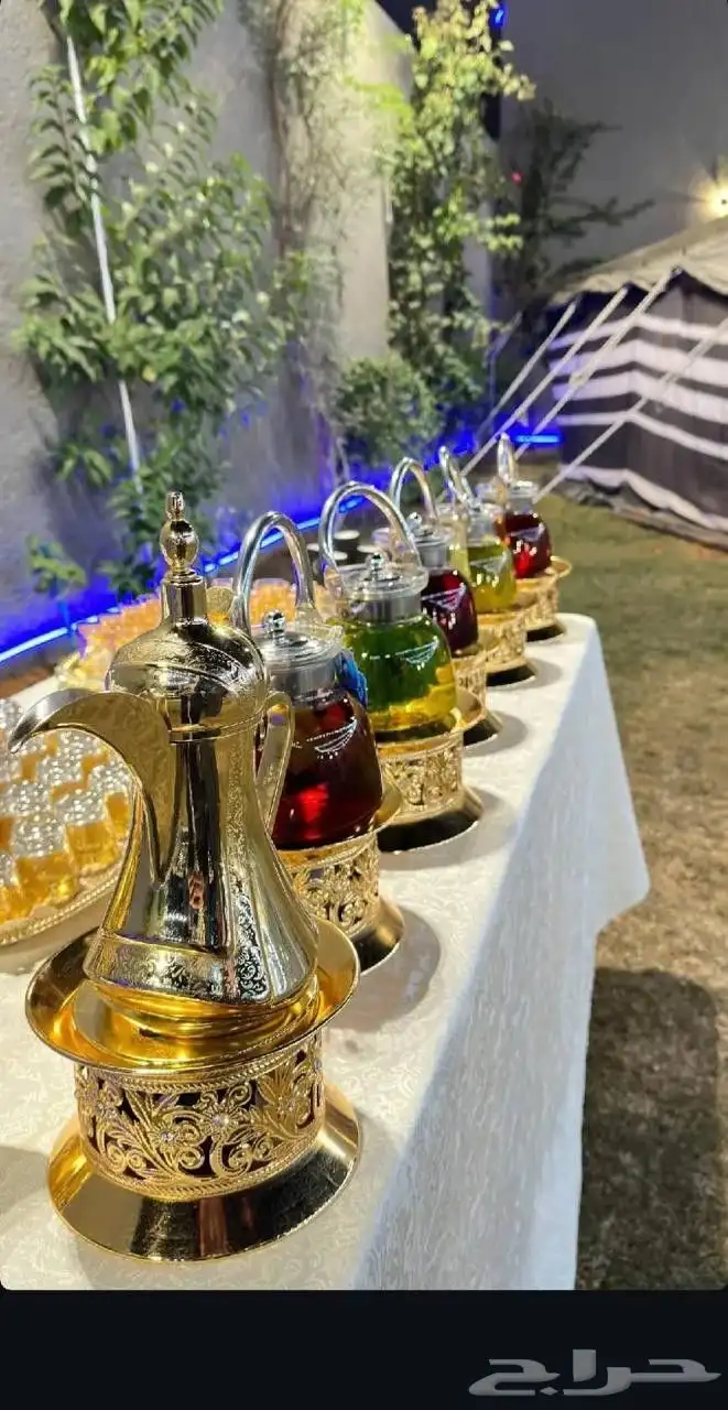 للحفلات والمناسبات قهوجينن وصبابين كراسي بنوعها اطولات بأنوا 3
