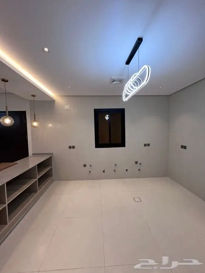 فلل روف ارضي و علوي تمليك حي الاخضر. 10