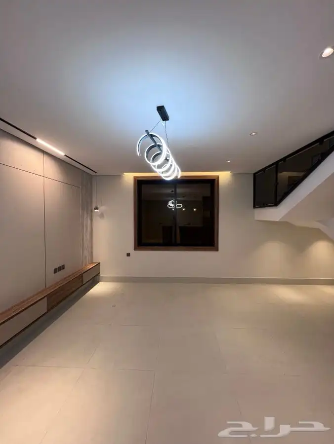 فلل روف ارضي و علوي تمليك حي الاخضر. 6