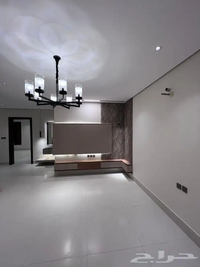 فلل روف ارضي و علوي تمليك حي الاخضر. 1