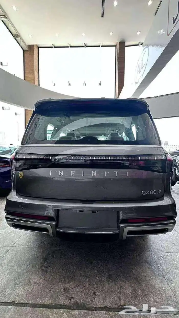 انفنتي QX80 2025 سنسوري 3