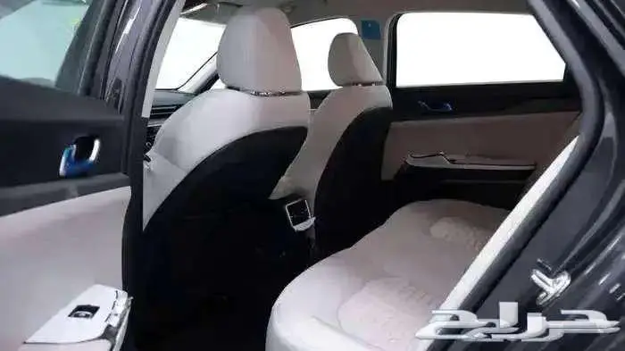 كيا K5 استندر المطور 2025 6
