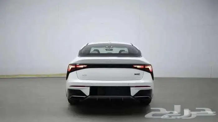 كيا K5 بصمه شاشه 2025 بعروض مميزه 12