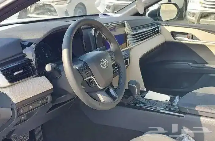 كامري LE 2025 بنزين عرض البنك الاهلي بدون رسوم وبدون دفعه 2