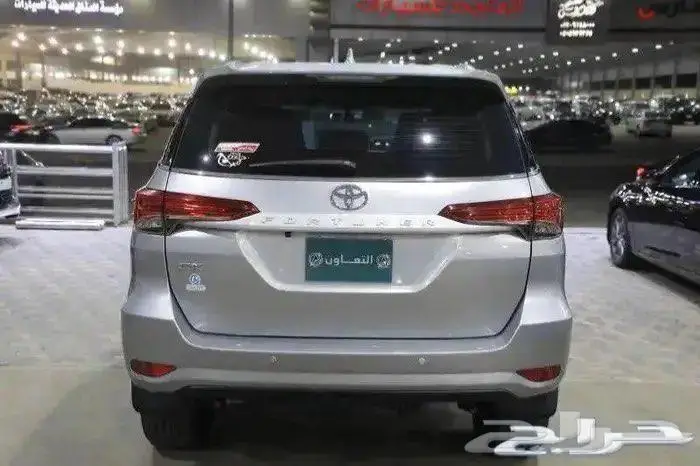 تويوتا فوتشنر GX2 فل كامل ديزل دبل اربعة سلندر موديل 2023 6