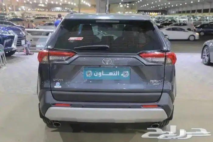 تويوتا راف فور فل كامل ادفنشر بانوراما جلد بنزين موديل 2023 8