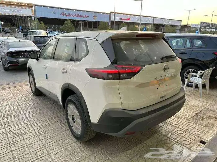 نيسان اكس تريل 5 راكب بدون دبل 2025 كاش وتقسيط 7